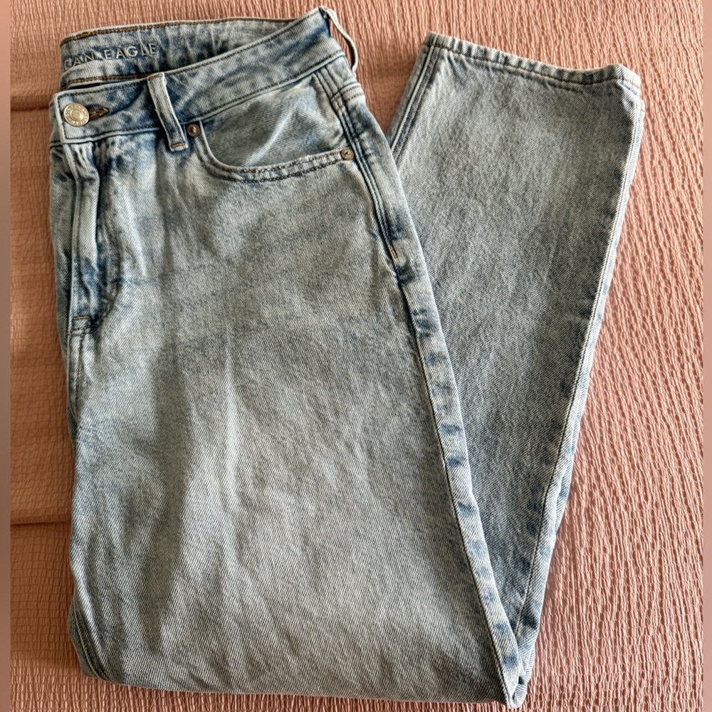 American Eagle Mom Jeans